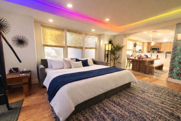 B75D854A-BF59-45B6-B2C8-B34E94F302B4